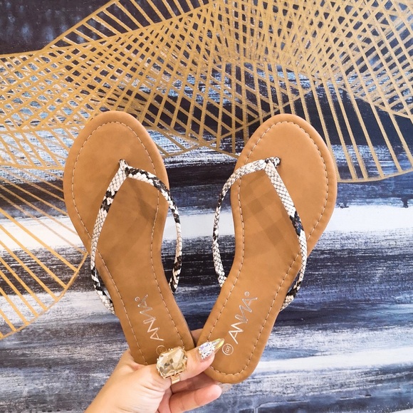 Python Thong Sandal FlipFlops - Picture 2 of 4